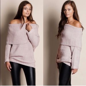 CLEARANCE ‼️⭐️SAND OFF SHOULDER- Sweater